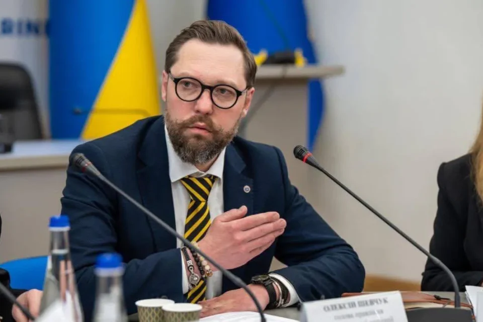 Хто фінансує кампанії проти держави? Голова Національної асоціації лобістів вказав на тіньове фінансування впливу на органи влади і закликав до прозорості