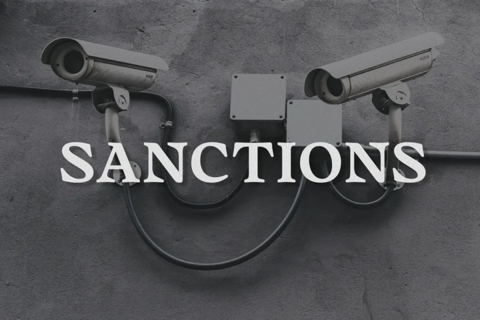 "росатом" зірвав терміни будівництва АЕС в Індії, а борги російських компаній сягнули 9 трлн рублів - розвідкаРосійський "росатом" не виконав вчасно будівництво АЕС в Індії. Прострочена дебіторська заборгованість російських компаній досягла
9 трлн рублів.Економіка • 13:59 • 1646 перегляди