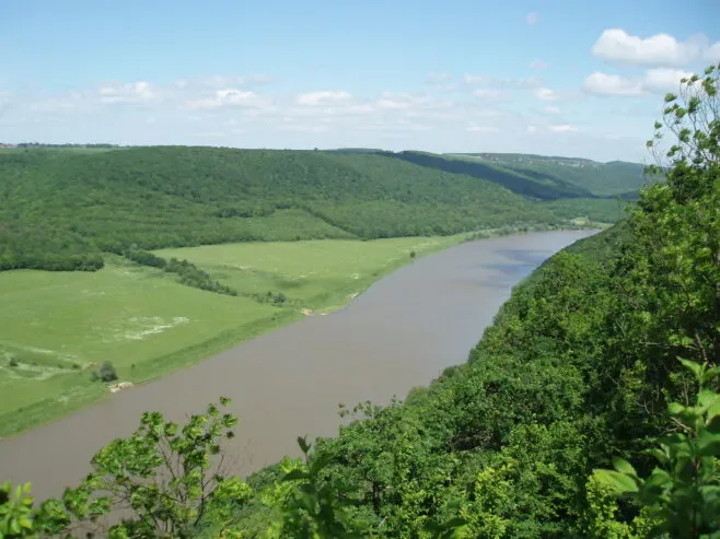 Україна та Молдова домовилися про обмеження скиду води з Дністровського водосховища через посуху